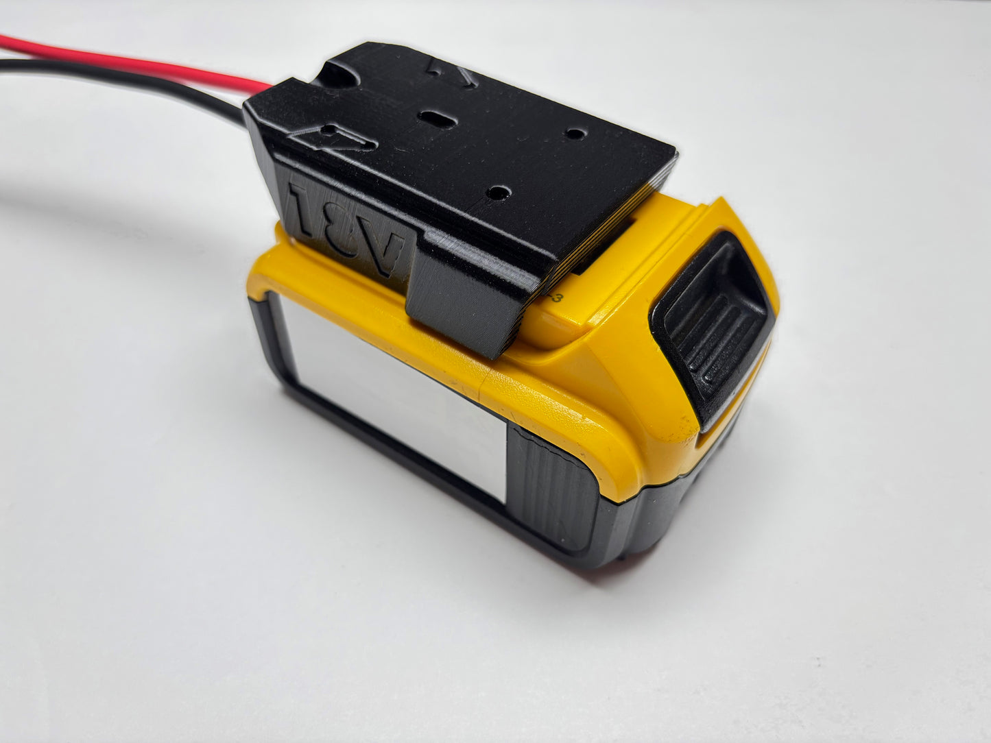 Dual Industrial adapter for Milwaukee 18V or Dewalt 20V MAX battery
